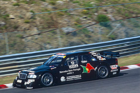 Kurt Thiim under et ITC løb på Estoril i 1996.
(Foto: DaimlerChrysler MotorSport)